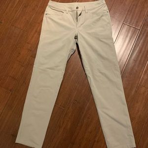 Lululemon ABC Classic 31 x 32 Riverstone